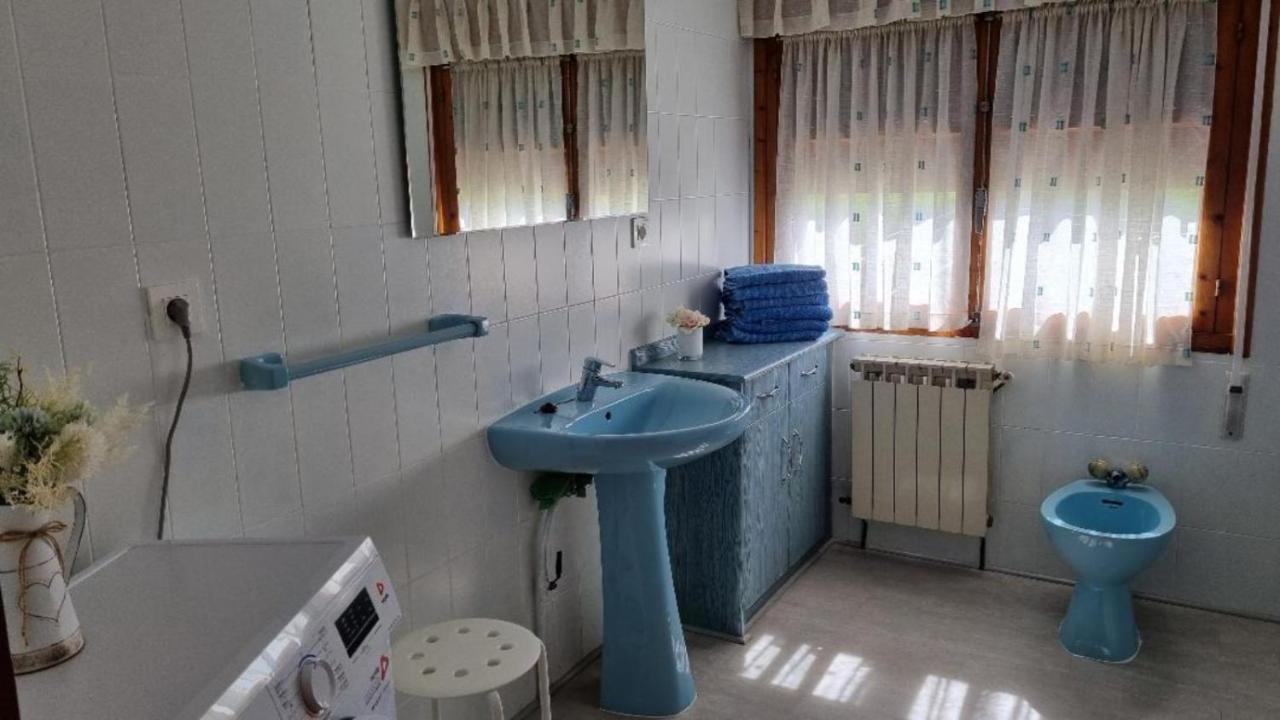 Onís La Casa De Carolinaヴィラ エクステリア 写真
